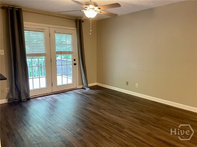 Building Photo - 100 Downing Way