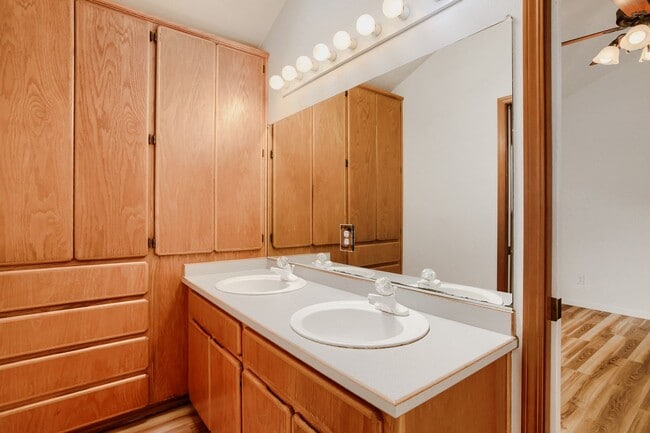 Building Photo - 13189 SW 154th Ave