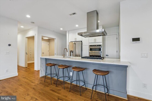 Building Photo - 1844 3rd St NW
