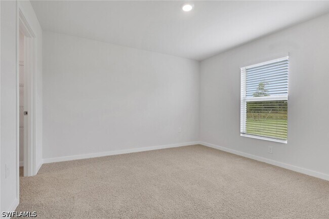 Building Photo - 533 Ilaria Ct