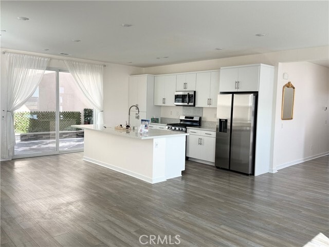 Building Photo - 15820 Caterpillar Dr