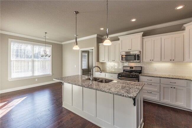 Building Photo - 1511 Abbey Ln