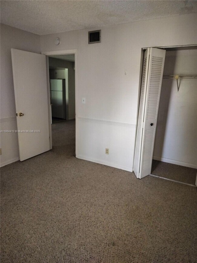 Building Photo - 6515 Chasewood Dr