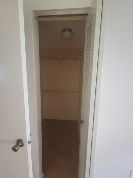 Building Photo - 5320 W 21st Ct