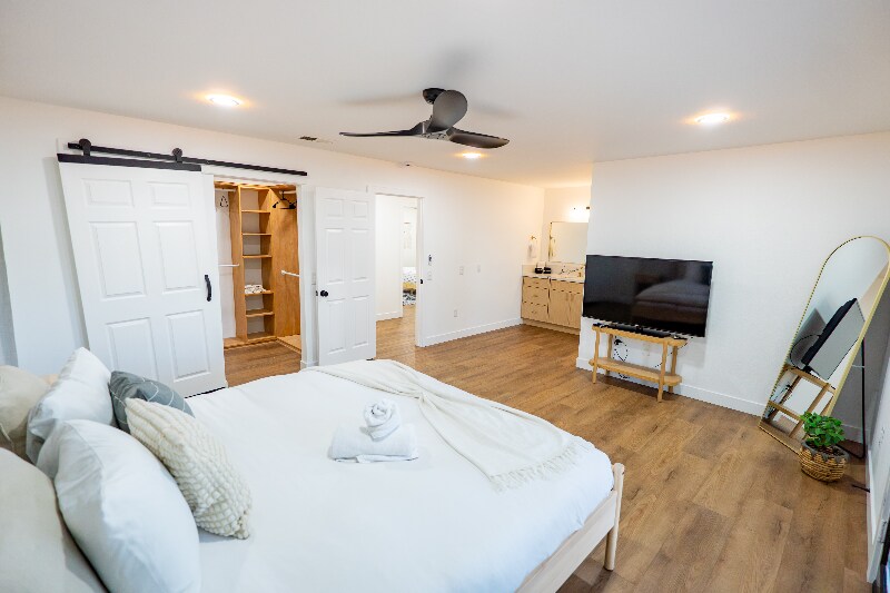 Building Photo - 2012 Troy Pl