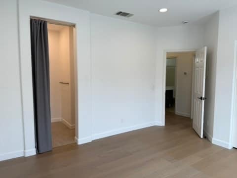 Building Photo - 1341 McFadden Dr