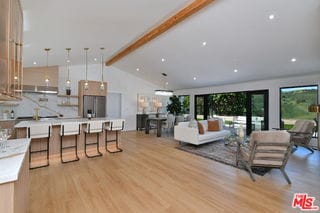 Building Photo - 26065 Farmfield Rd