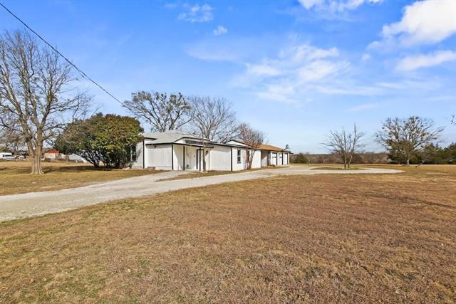 Building Photo - 10158 Twin Creeks Cir