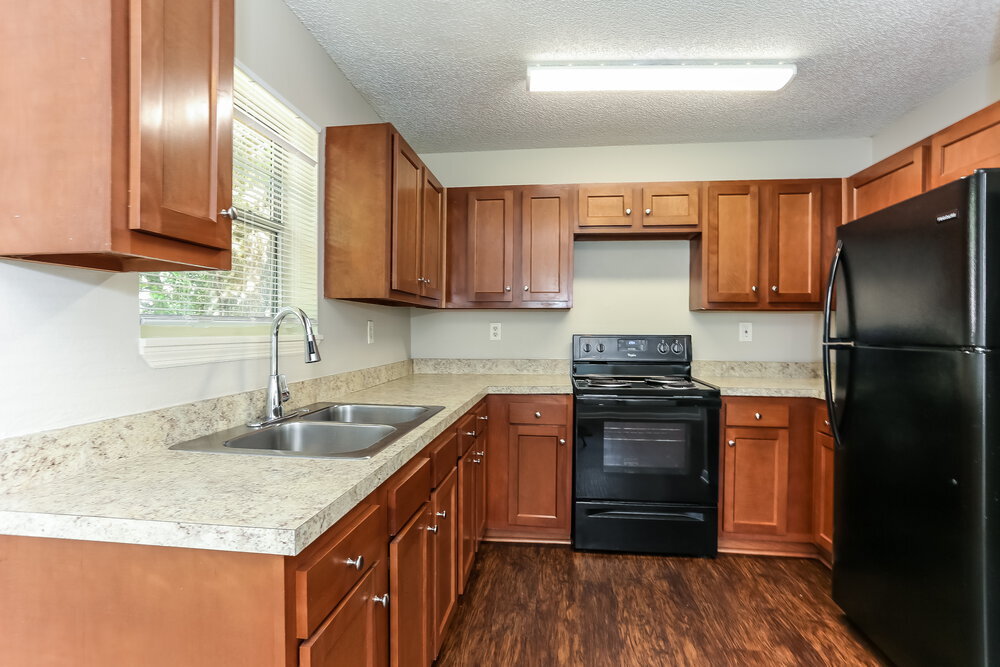 Building Photo - 1353 Palmetto St