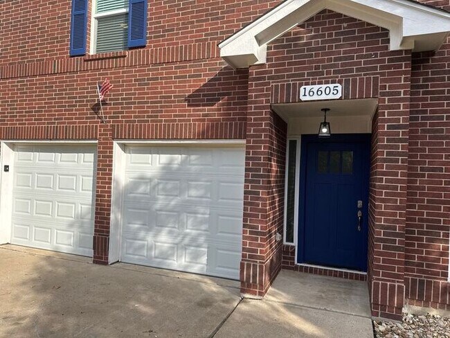 Building Photo - Beautiful Two-Story Leander Home with Dual...