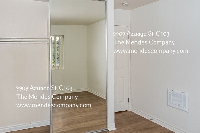 Building Photo - 9909 Azuaga St