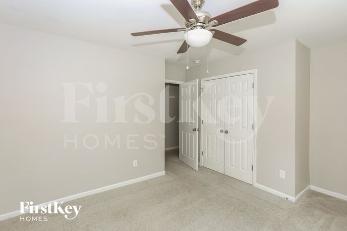 Building Photo - 8827 Twisted Pine Dr