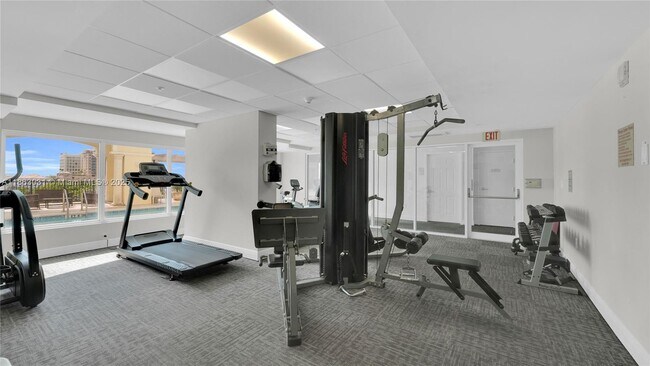 Building Photo - 1627 SW 37th Ave