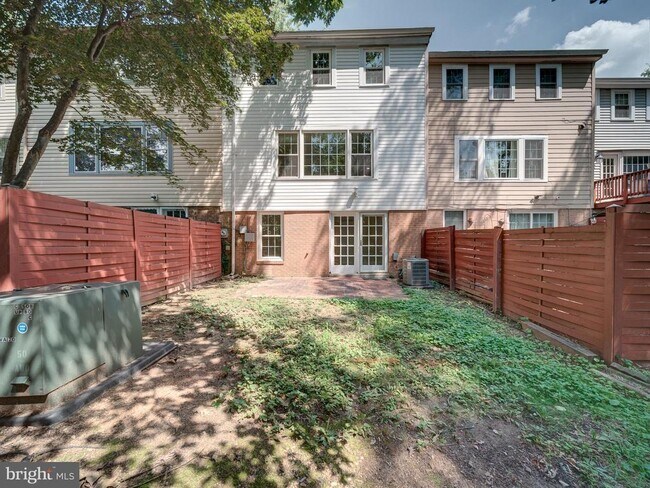 Building Photo - 13186 Putnam Cir