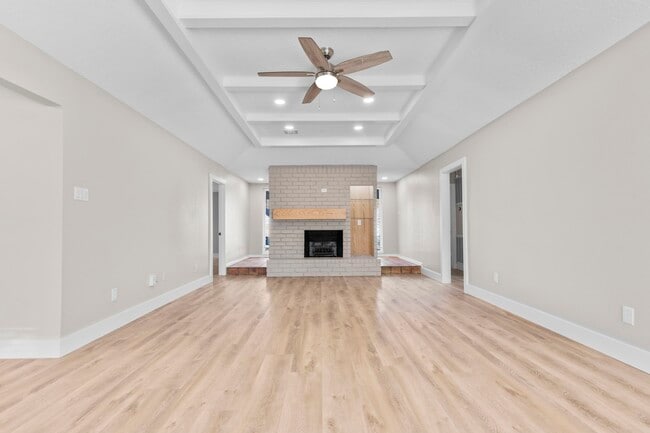 Building Photo - 14007 Overbrook Ln