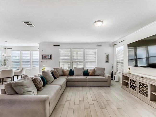 Building Photo - 159 Kennicott Dr