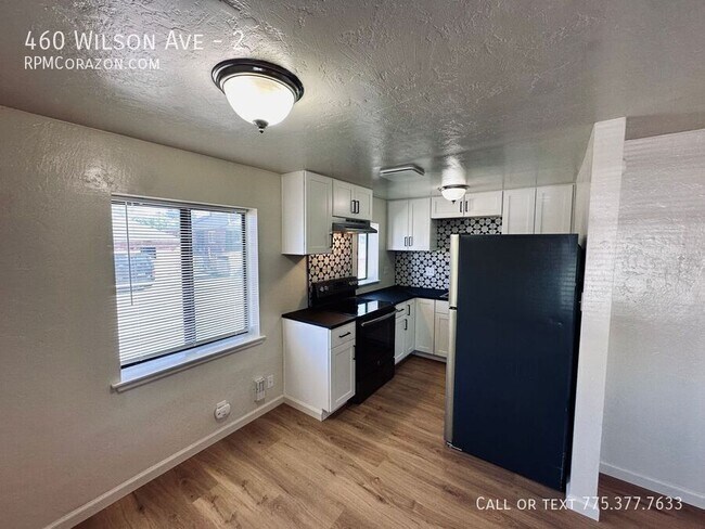 Building Photo - 460 Wilson Ave