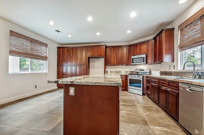 Building Photo - 32440 Angelo Dr
