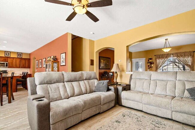 Building Photo - 2295 W Apgar Creek Dr