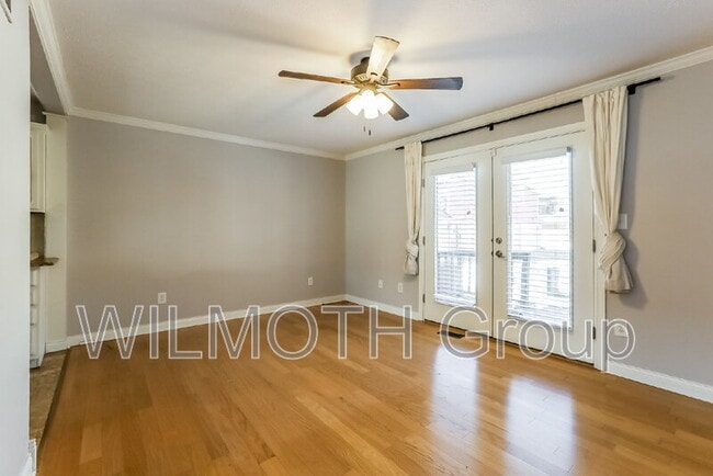 Building Photo - 1026 N New Jersey St