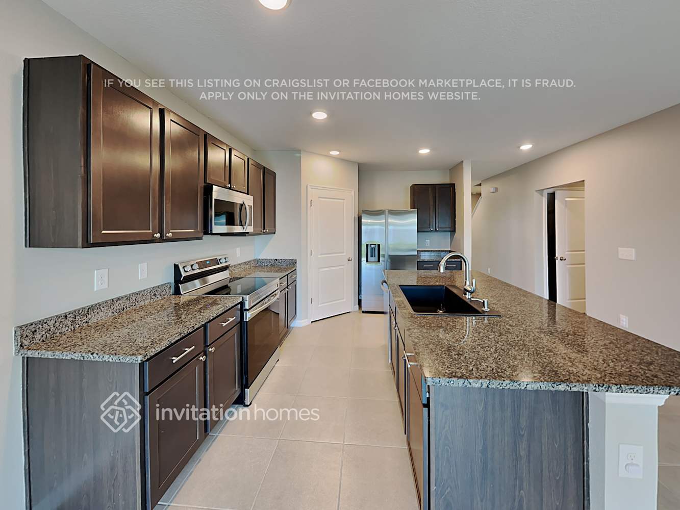 Building Photo - 3809 Willow Branch Pl