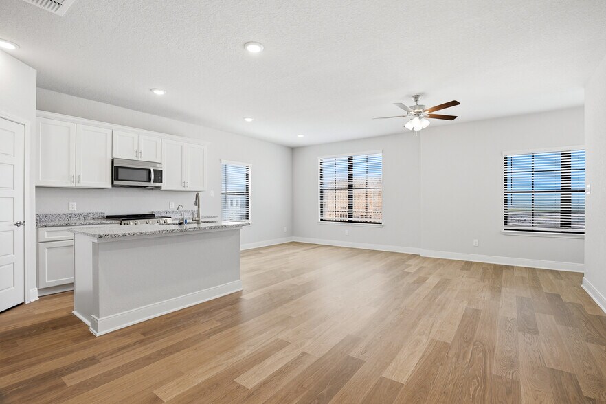 Building Photo - 10239 Briarwood Nook