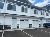 Building Photo - 605 Prairie Rose Trl