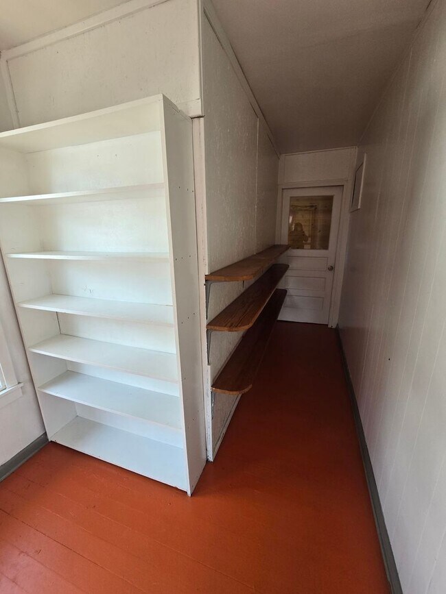 Building Photo - 3334 Michigan St