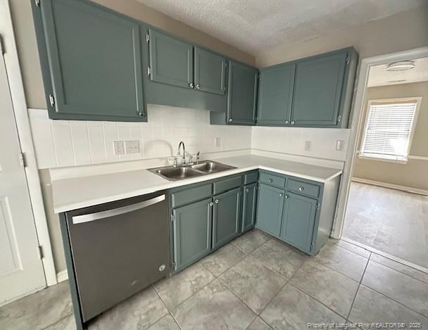 Building Photo - 6036 Lakeway Dr