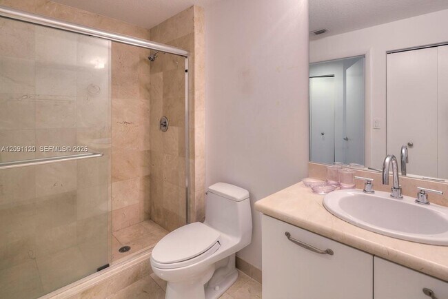 Building Photo - 6515 Collins Ave