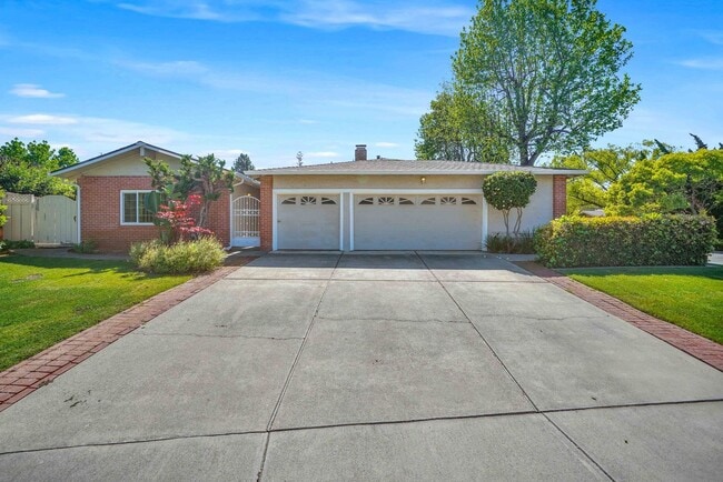 Building Photo - Executive Saratoga Home | Pool & Spa | Lynbrook High School District