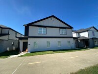 Building Photo - 919 S Rupple Rd