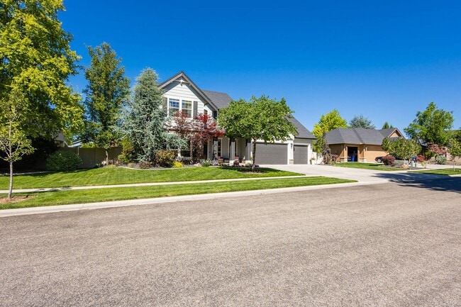 Primary Photo - Stunningly Upgraded 4-Bedroom Home in Prime Eagle Location