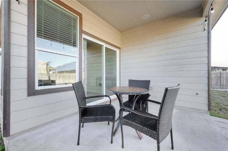 Building Photo - 8012 Gato Ln