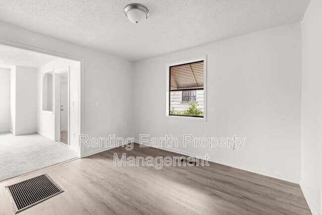 Building Photo - 1893 Princeton Ct SW