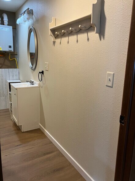 Building Photo - 13110 42nd Ave SW