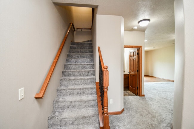 Building Photo - 8413 W 53rd St