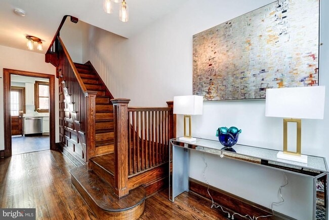 Building Photo - 1505 Harvard St NW