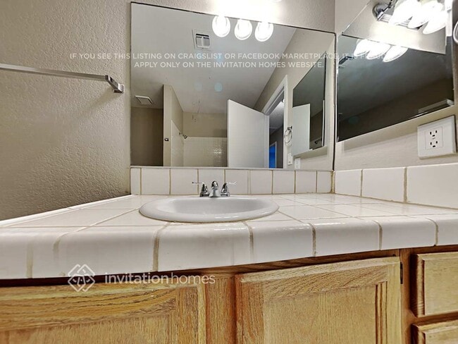 Building Photo - 157 Sand Dune Ct