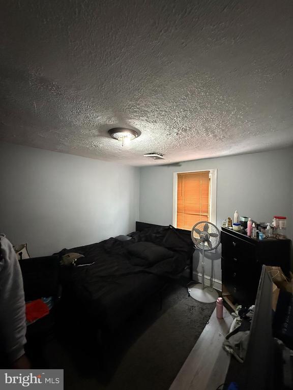 Building Photo - 178 N Broadway