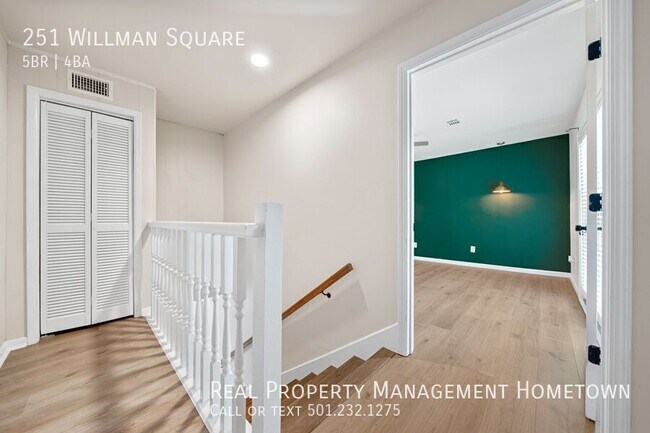 Building Photo - 251 Willman Square