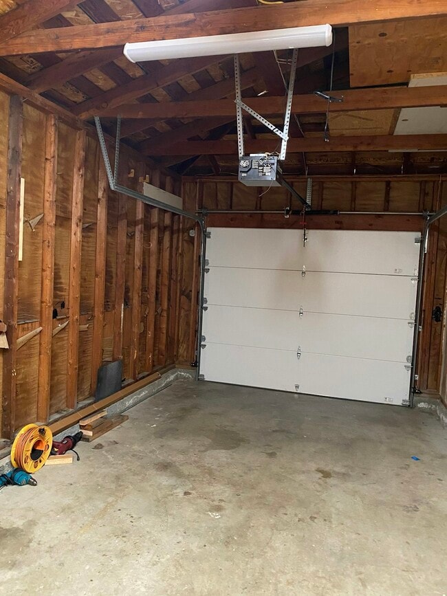Building Photo - 17280 Markross Ct