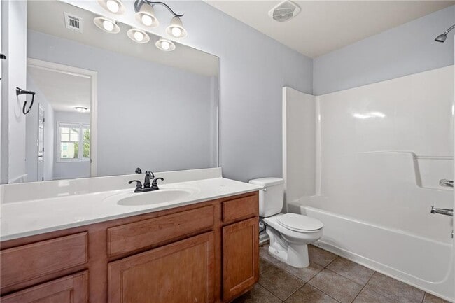 Building Photo - 2528 Brynfield Cove