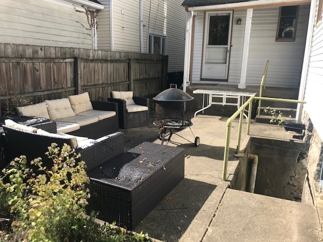 Back Patio - 3530 Shaw Ave