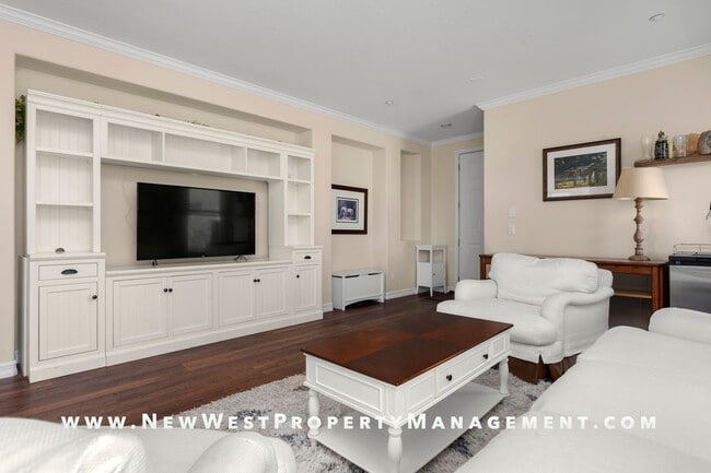 Building Photo - Renovated Carmel Valley 4 Bedroom at Costa...