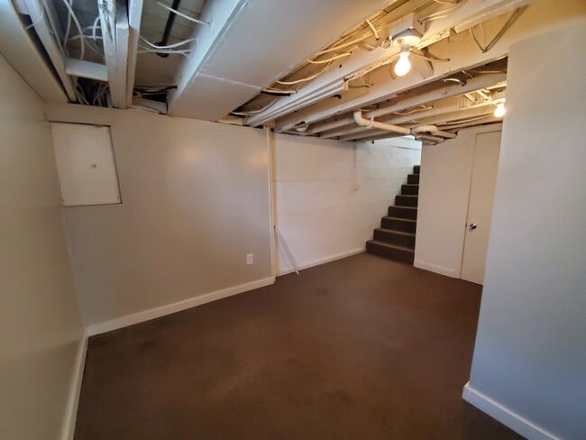 Building Photo - 2284 W Street