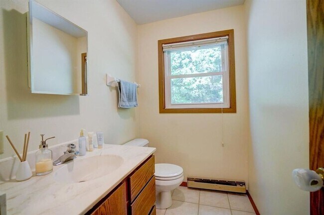 Building Photo - McFarland Duplex