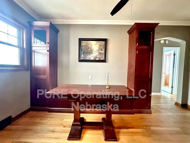 Building Photo - 5120 Franklin St