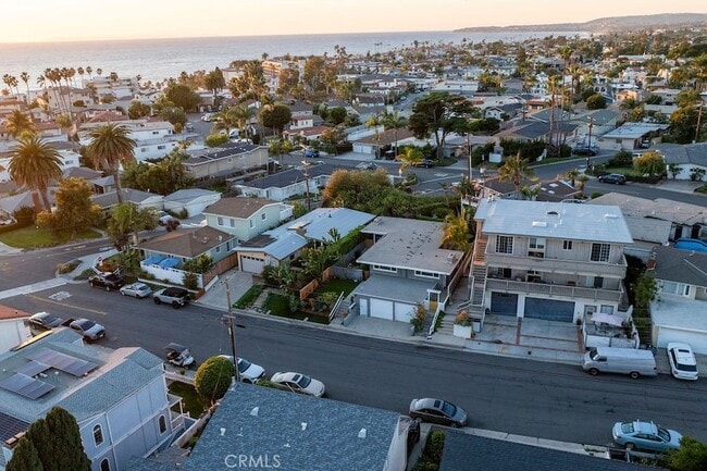 Building Photo - 256 Avenida Madrid