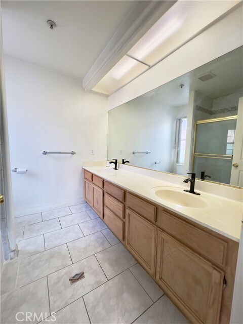 Building Photo - 12143 Ferris Rd